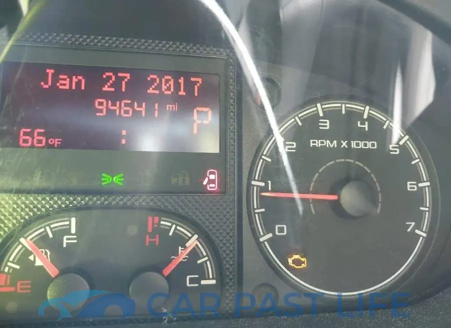 3C6TRVBG2JE114012# 7