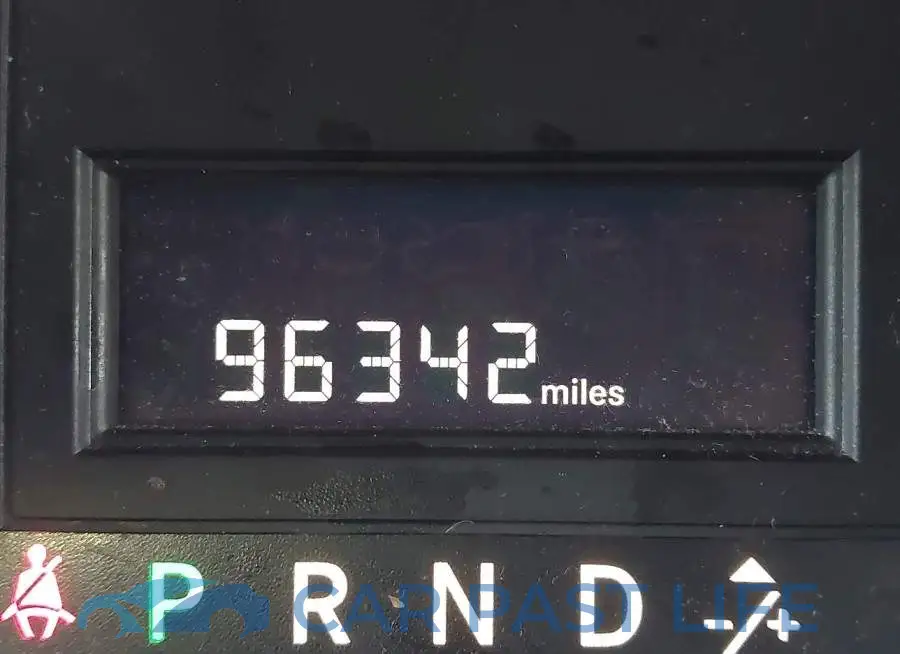2C4RDGBG5HR563979# 16