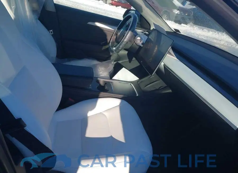 5YJ3E1EB1NF152067# 5