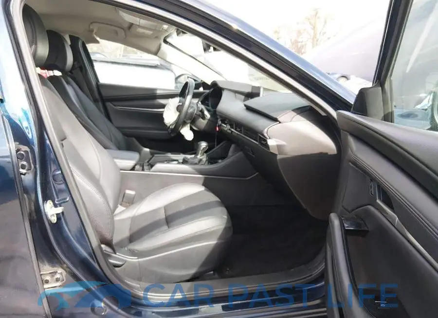 3MZBPABM9RM401418# 5