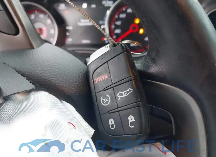 2C3CDXGJ6MH529970# 11