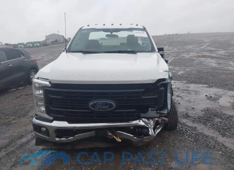 1FTBF2AA6REF55139# 11