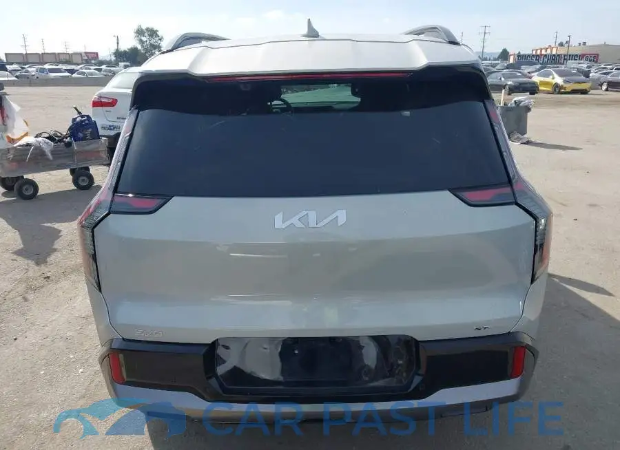 KNDAEFS55R6023897# 17