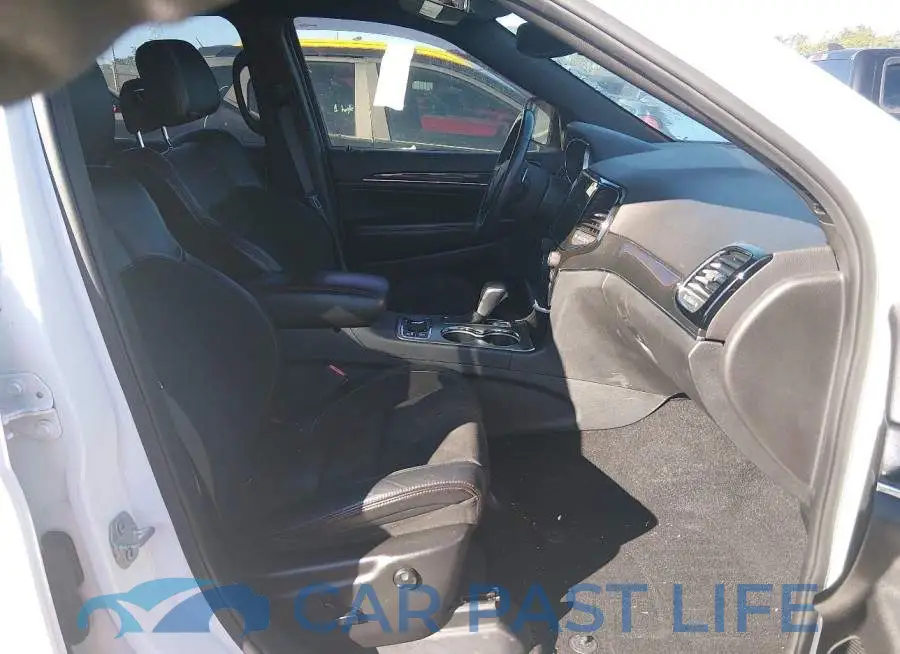 1C4RJFLG4KC710083# 5