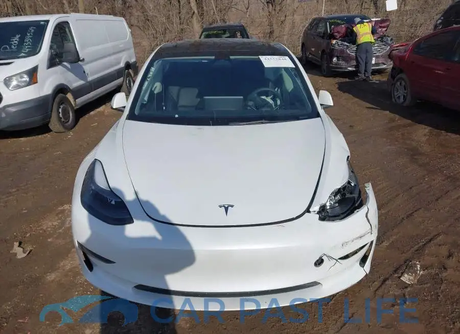 5YJ3E1EA7PF406679# 12