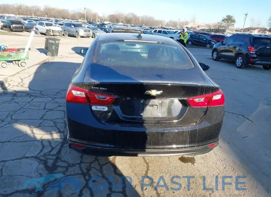 1G1ZB5ST1NF192354# 16