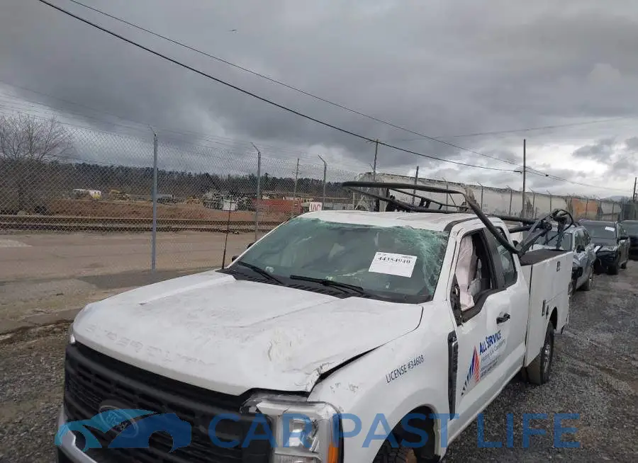 1FT7X2BA3PEC28146# 6