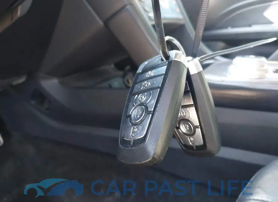 3FA6P0SU8JR204512# 11