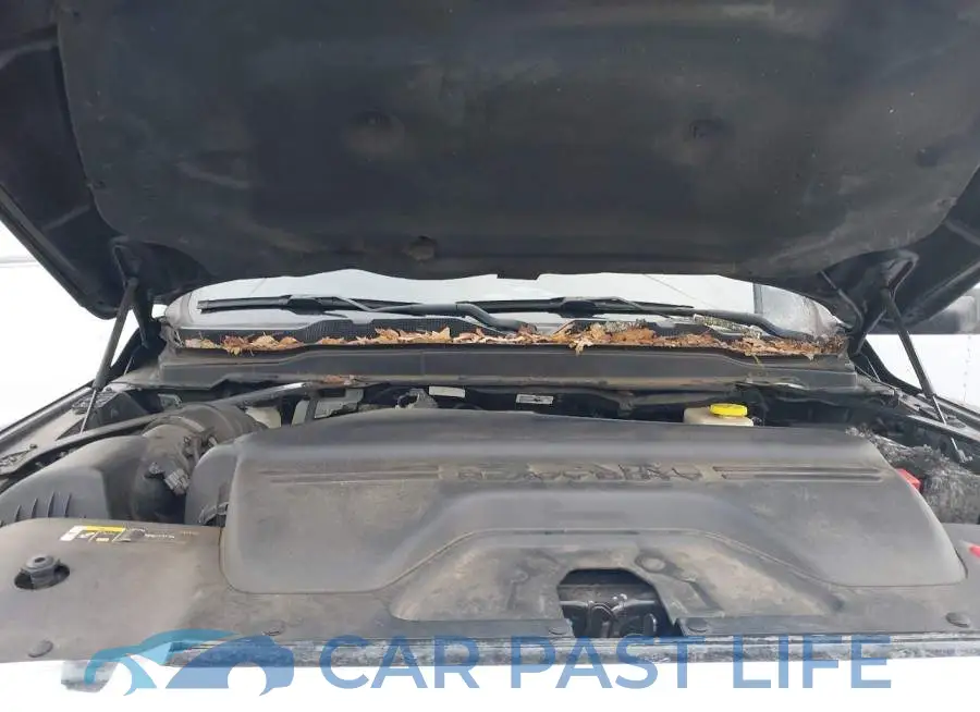 3C63RRHL9KG569909# 10