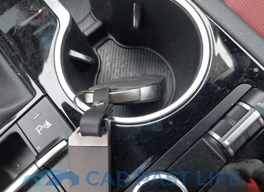 KNAG64J78T5419525# 11