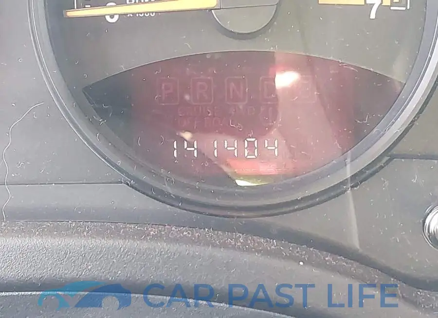 1C4NJCBA8HD123639# 16