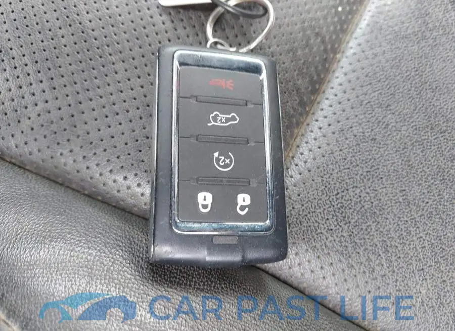 1C4SJSBP6RS131916# 11