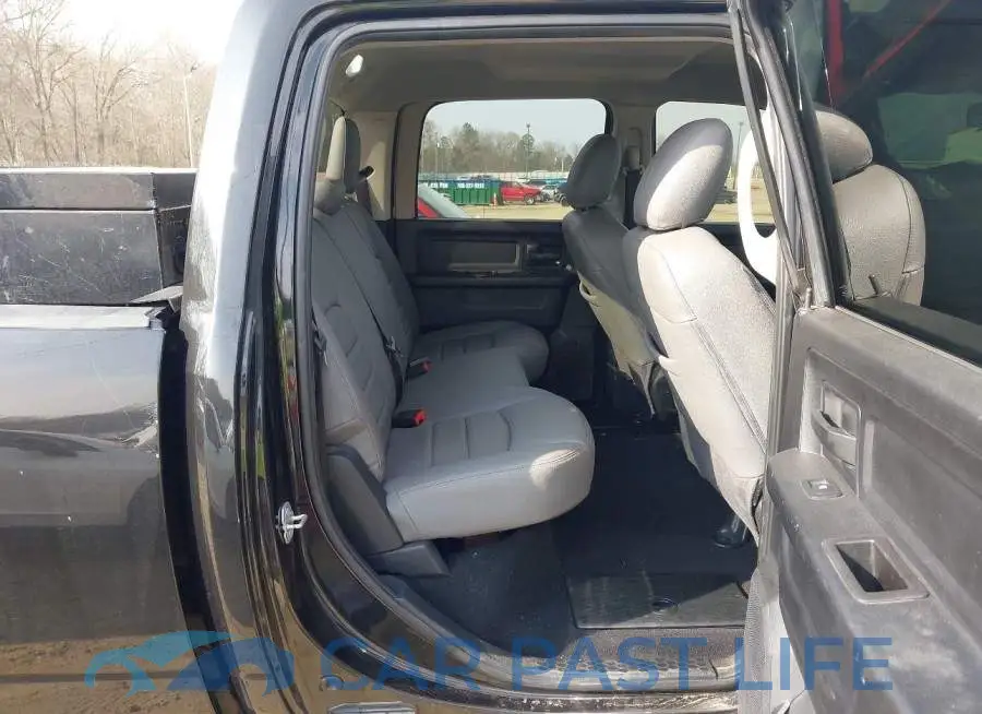 3C6UR5CJ6JG189203# 8