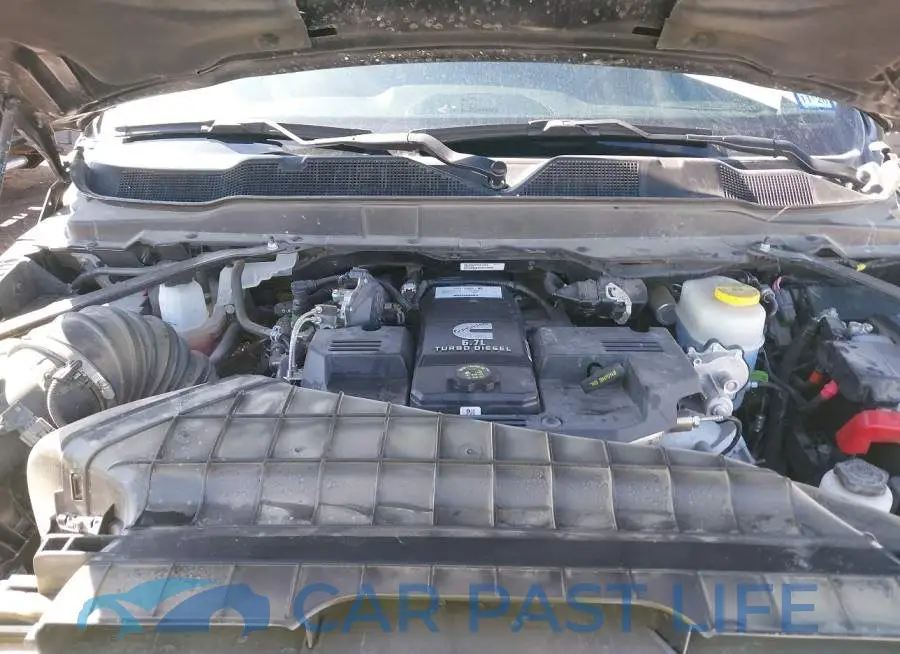 3C6UR5FL8RG306207# 10