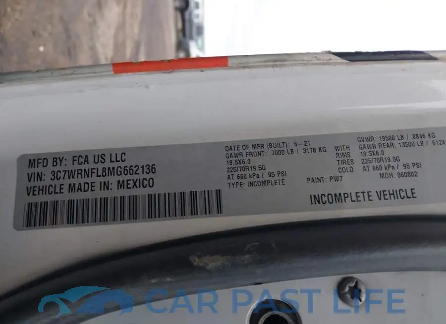 3C7WRNFL8MG662136# 8