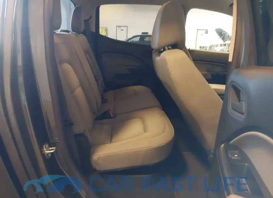 1GCGTBEN7J1101974# 8