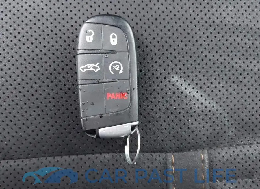 2C3CDXGJ3HH606591# 11