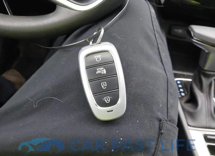 5NMJBCAE6NH038172# 11