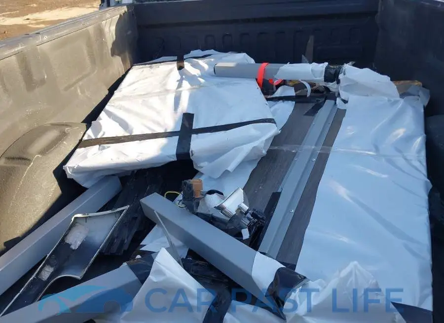 1FTMF1CB8JKC43905# 12