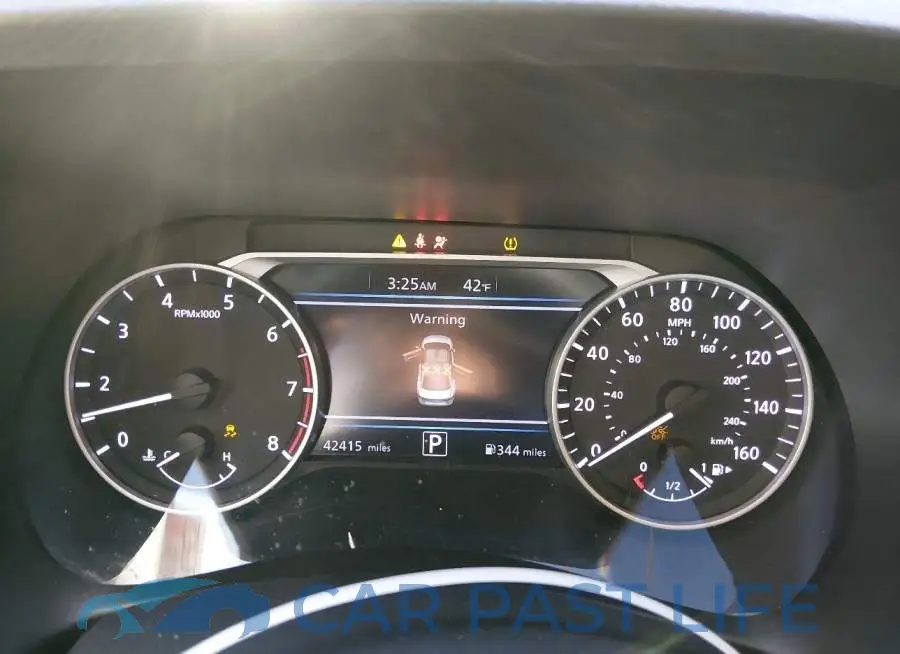 3N1AB8CV8SY215318# 7