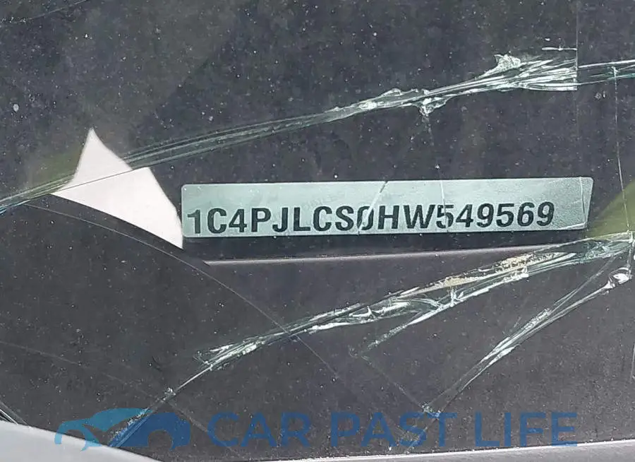 1C4PJLCS0HW549569# 8
