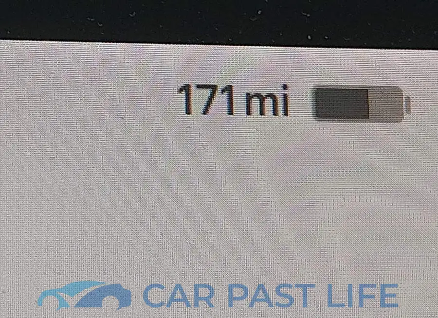 5YJ3E1EB9JF069612# 17