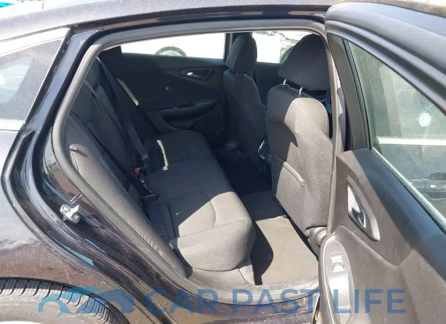 1G1ZD5ST5PF232125# 8