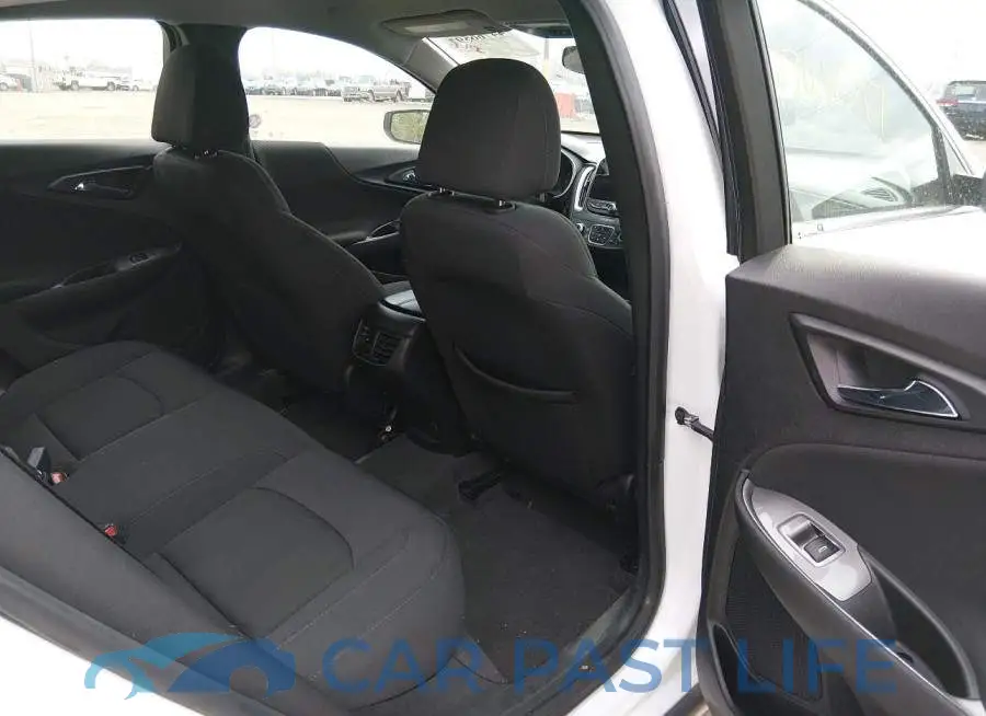 1G1ZD5ST8PF231759# 8