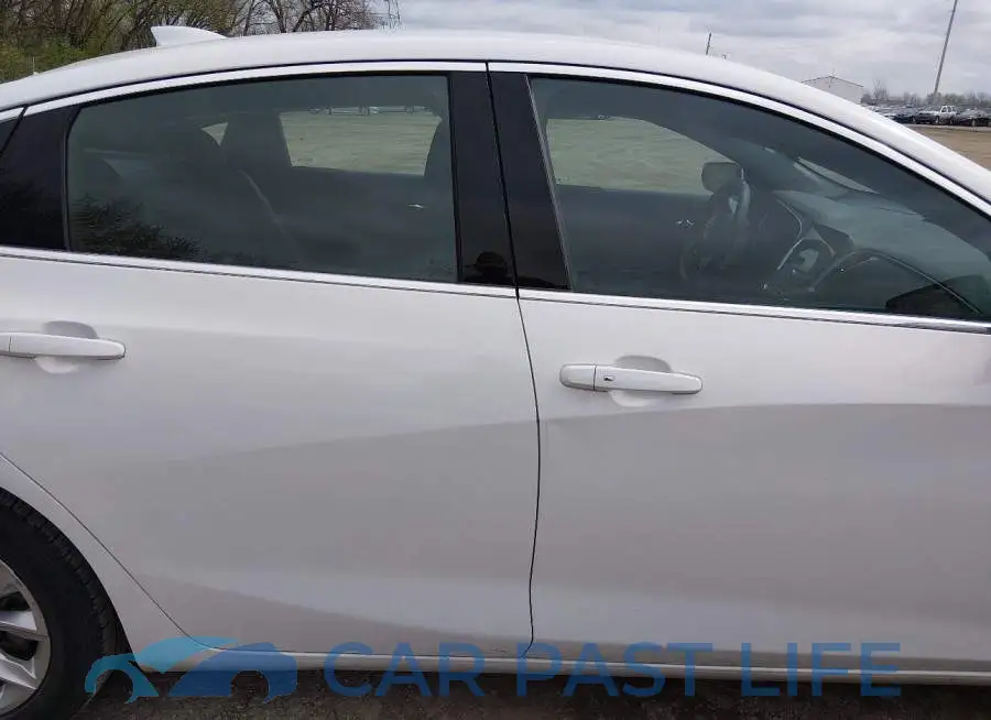 1G1ZD5ST8PF231759# 14