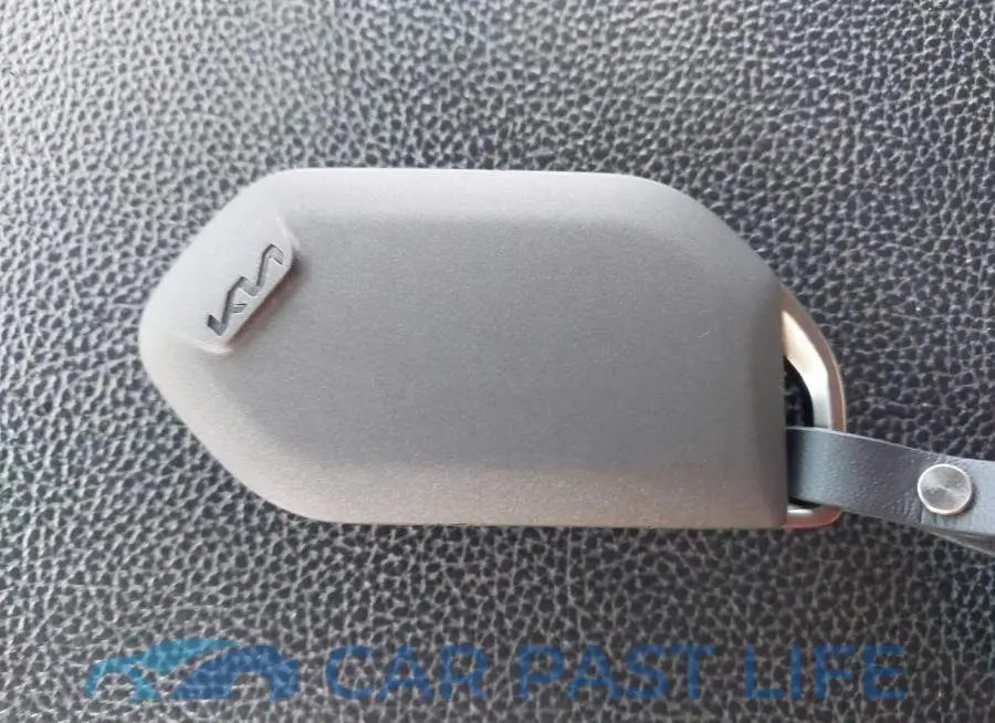 KNAG64J76T5428515# 11