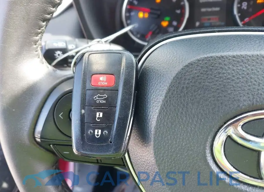2T3C1RFV4NW197646# 11