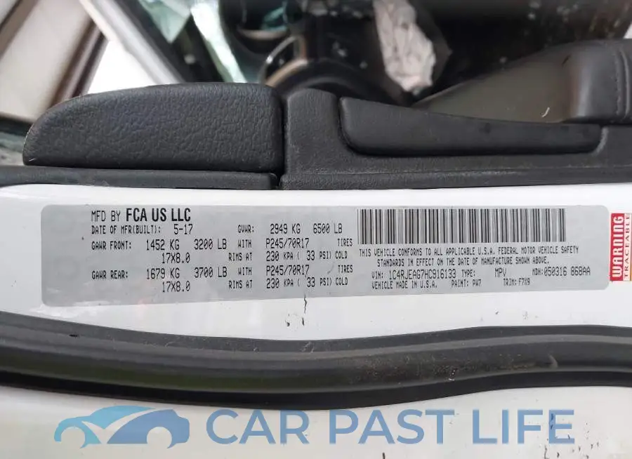 1C4RJEAG7HC916133# 9