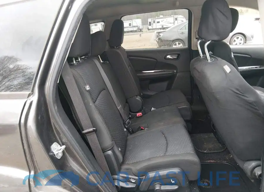 3C4PDCAB0HT525627# 8