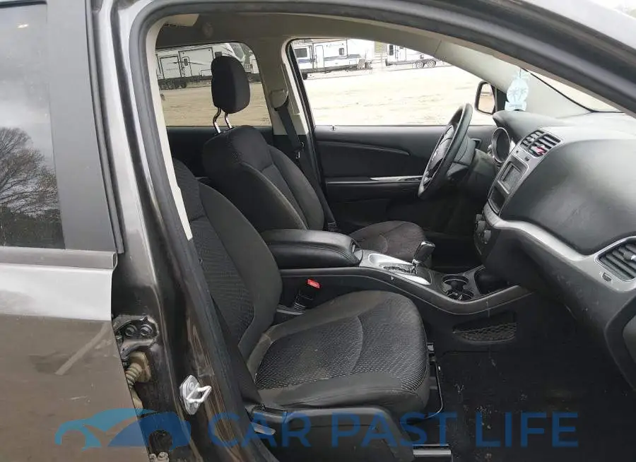 3C4PDCAB0HT525627# 5