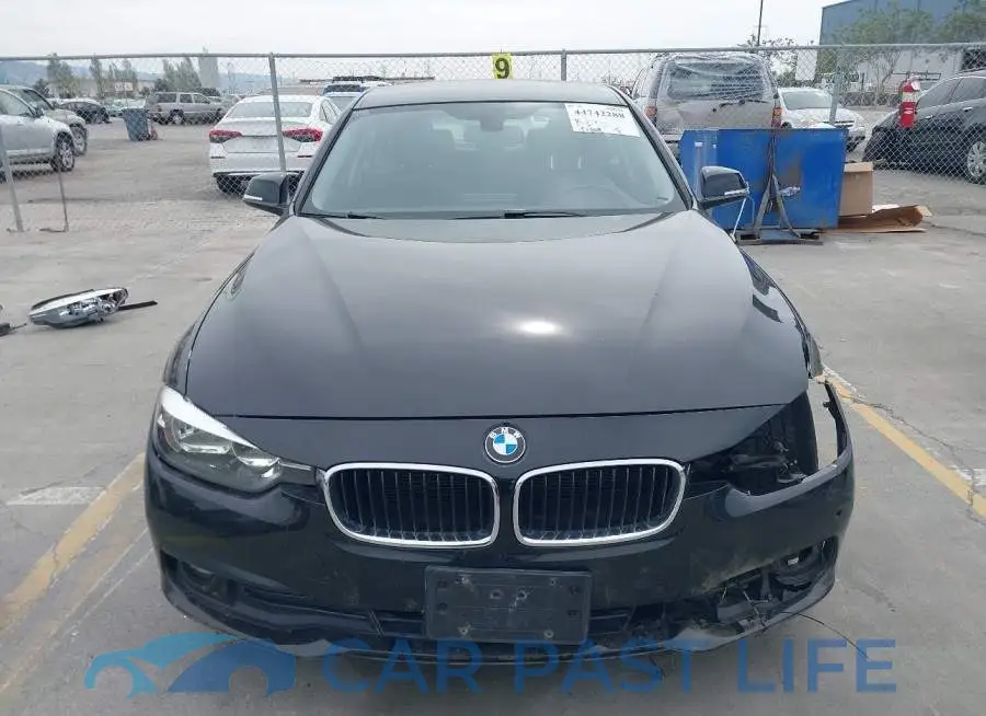 WBA8E1G32HNU17559# 13
