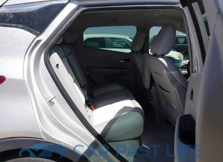 1G1FZ6S0XK4137211# 7