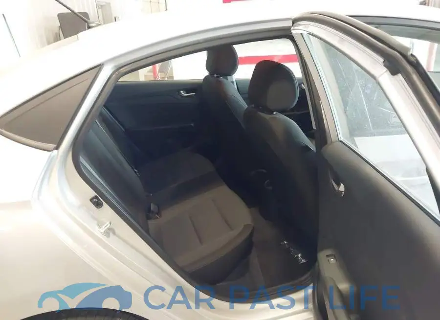 3KPC24A60LE118790# 8