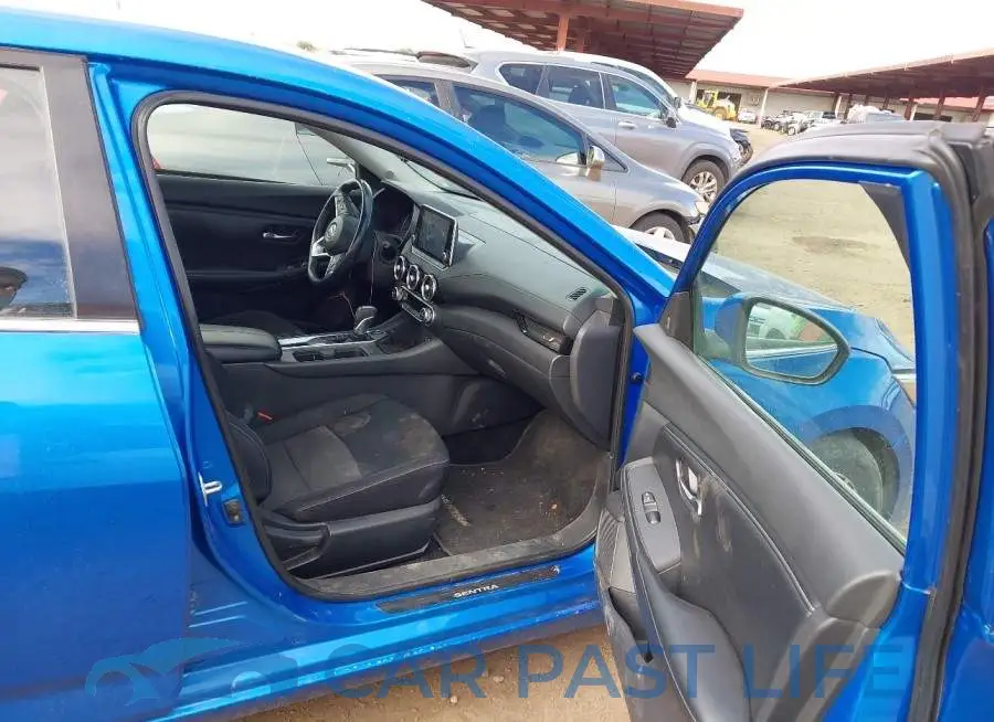 3N1AB8CV9MY218392# 5