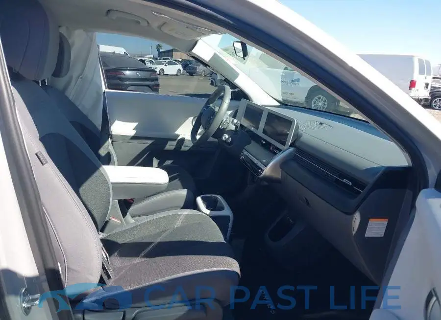 KM8KM4AE1NU065191# 5