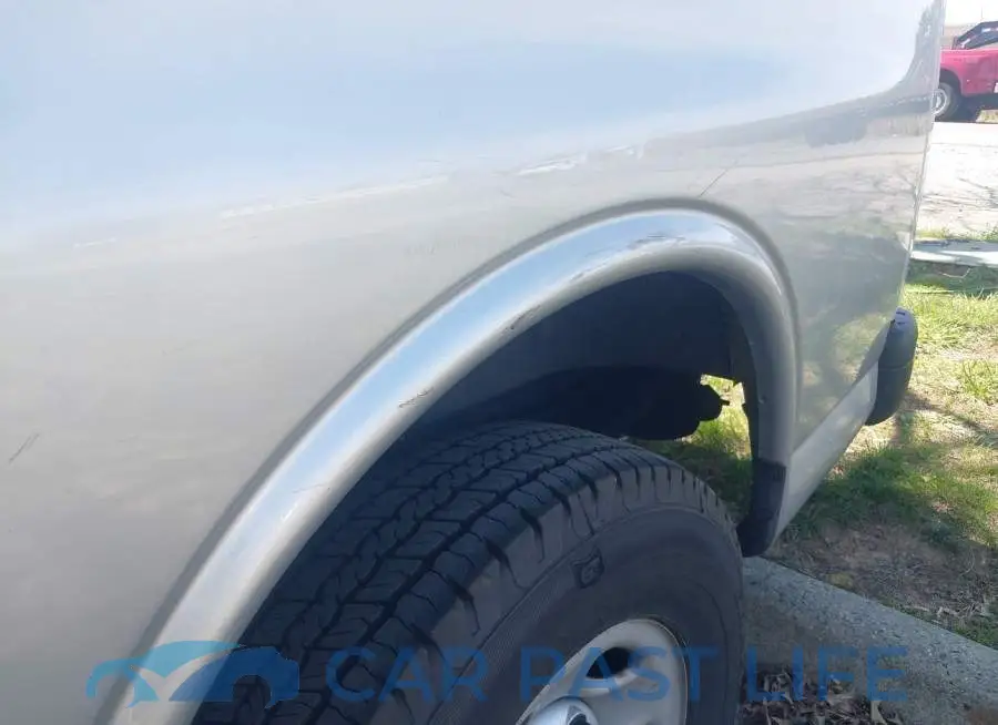 1GCWGAFG3J1314172# 11
