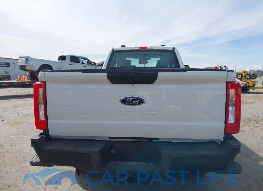 1FT8X3BA8REE74235# 15