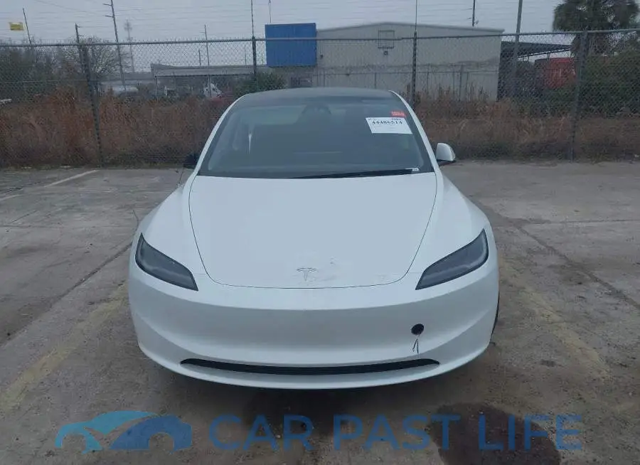 5YJ3E1EA8SF988090# 12