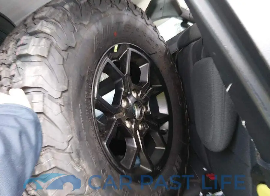 1C4RJXN61RW141468# 21