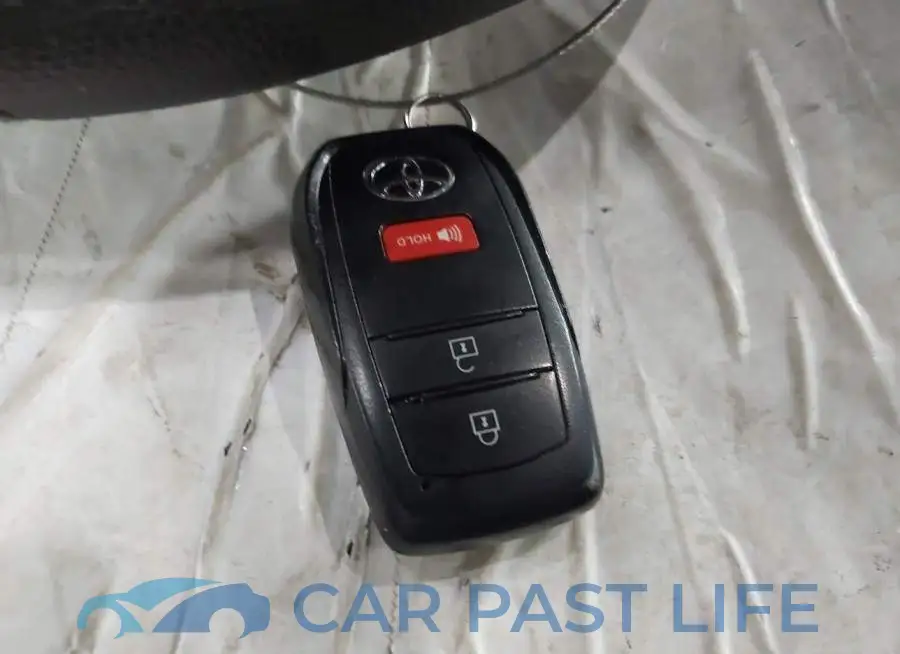 3TMKB5FN8RM000373# 11
