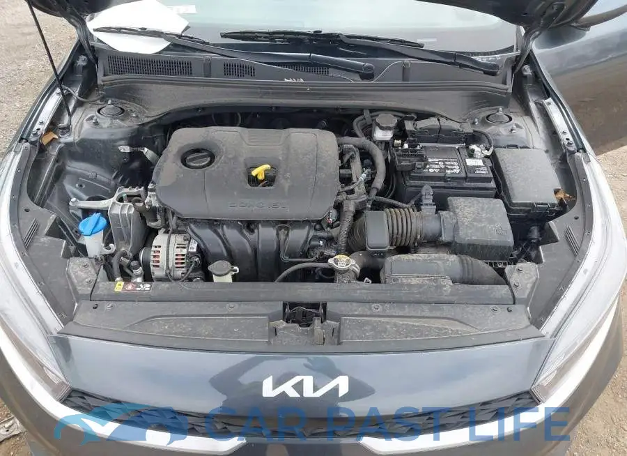 3KPF24AD4RE778996# 10