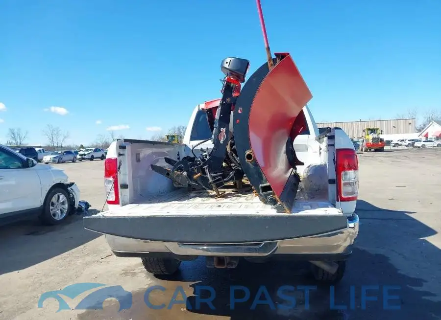 3C6UR5CJ6MG670122# 17