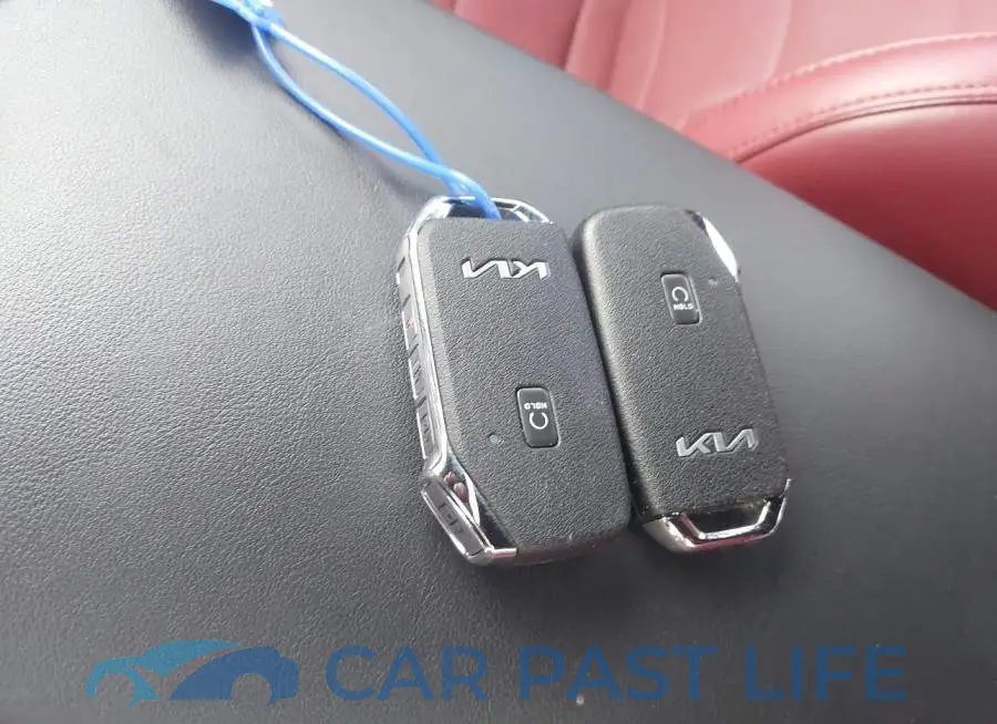 KNAE55LC8P6124399# 11