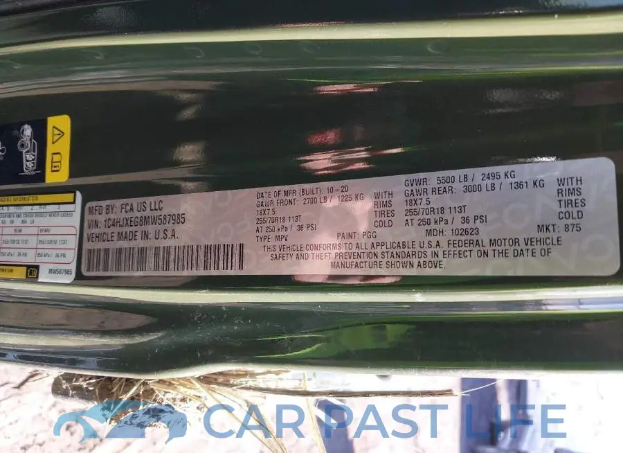 1C4HJXEG8MW587985# 9
