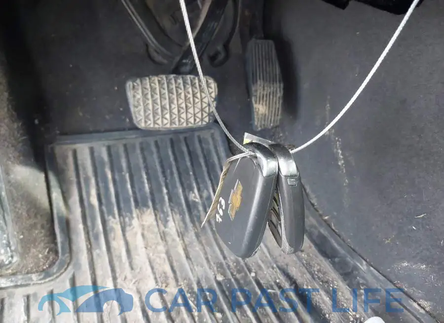 1G1ZD5ST1JF215443# 11