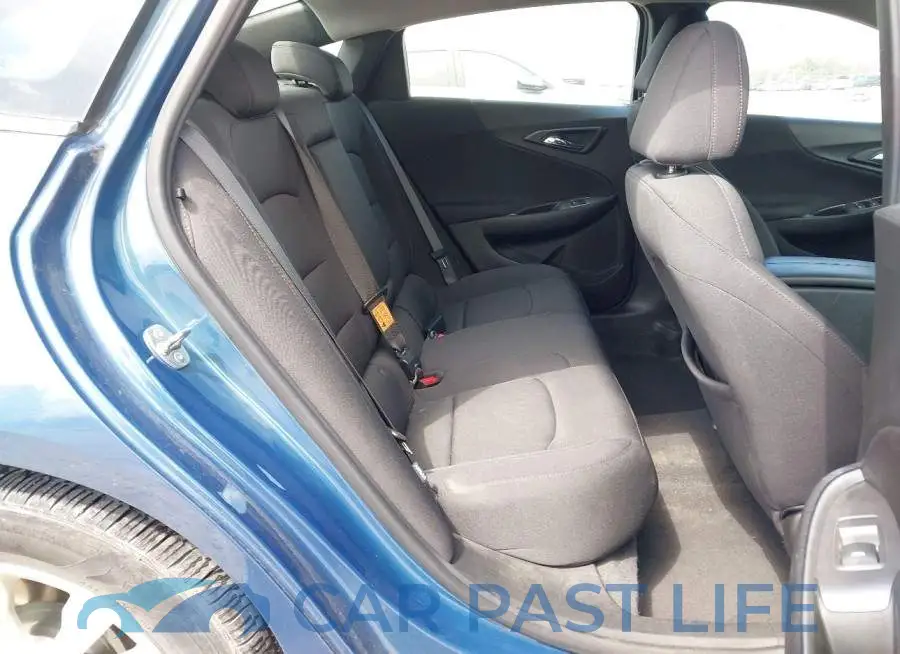 1G1ZD5ST4RF172597# 8